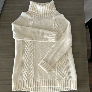American Eagle Knit Off white Sweater